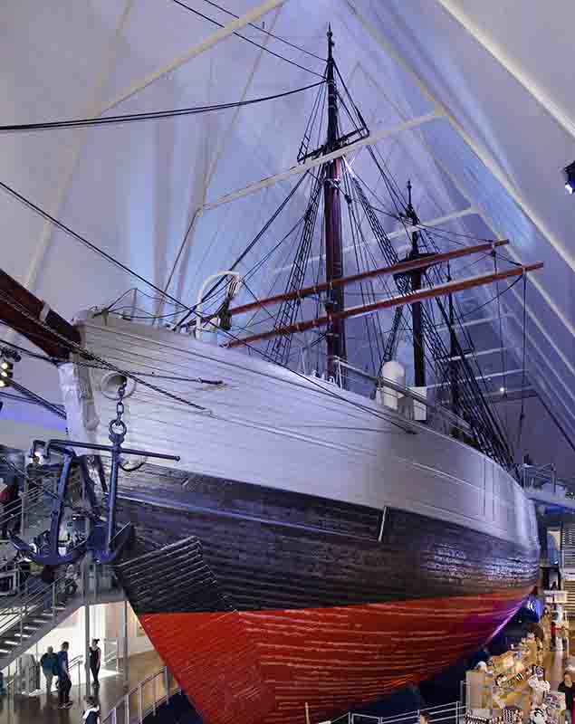 Noruega - Oslo 089 - Frammuseet - barco Fram.jpg